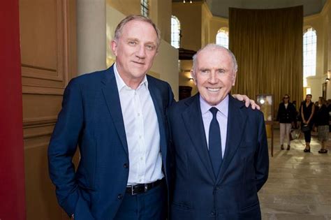 Kering compie 10 anni. Timeline del colosso dei Pinault da 60 